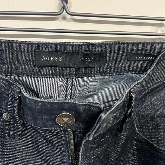 Guess Jeans - Picture 3 of 4